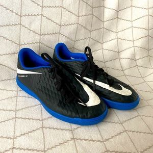 Nike Indoor soccer - HyperVenom